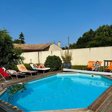 ヴィラ Le Champ De La 8 Personnes Et Sa Longere 4 Personnes Avec Piscine *