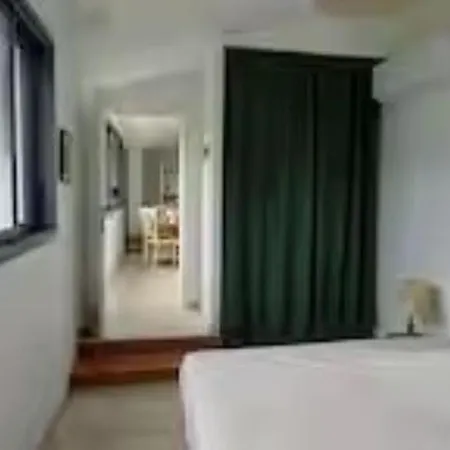 Villa Le Champ De La 8 Personnes Et Sa Longere 4 Personnes Avec Piscine